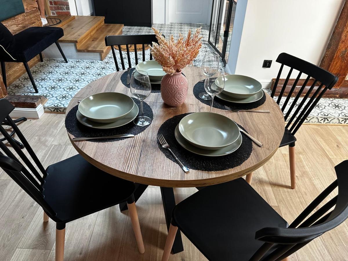 Apartament Miodowy - Darmowy Parking - Klmatyzacja - Wifi Торунь Екстер'єр фото